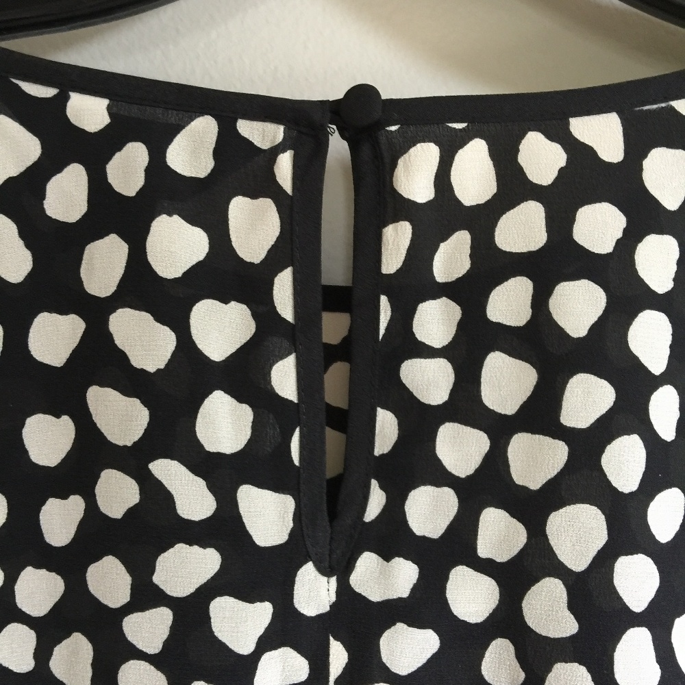 J. Crew Pebble Print Black & Cream Silk Tie Size 6 - Picture 7 of 8